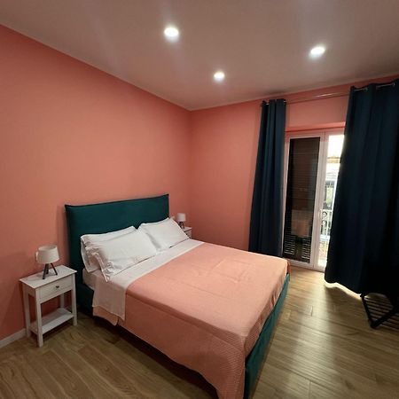 Mastersa' Guest House ナポリ エクステリア 写真